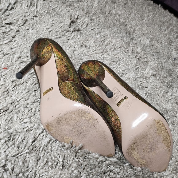 Gucci metallic T strap Beverly Mary Jane pump - Picture 2 of 4